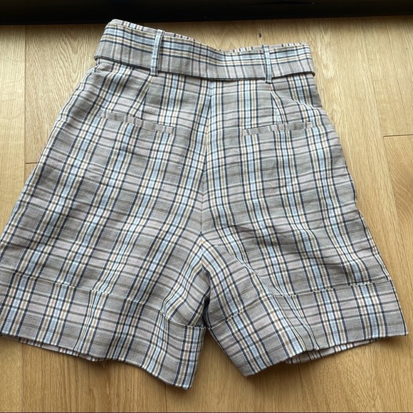 NWOT CHECKED LINEN BLEND BERMUDA SHORTS - 6 - Picture 8 of 13